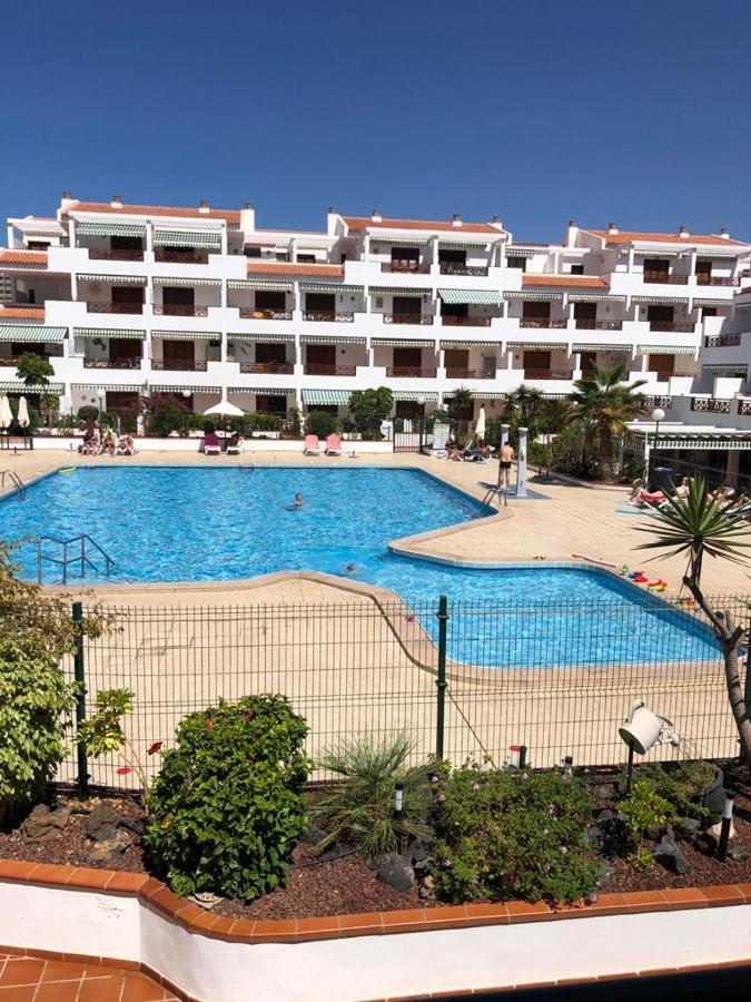 Apartamento De 1 Dormitorio En Victoria Court 2 Los Cristianos. Los Cristianos  Exteriör bild