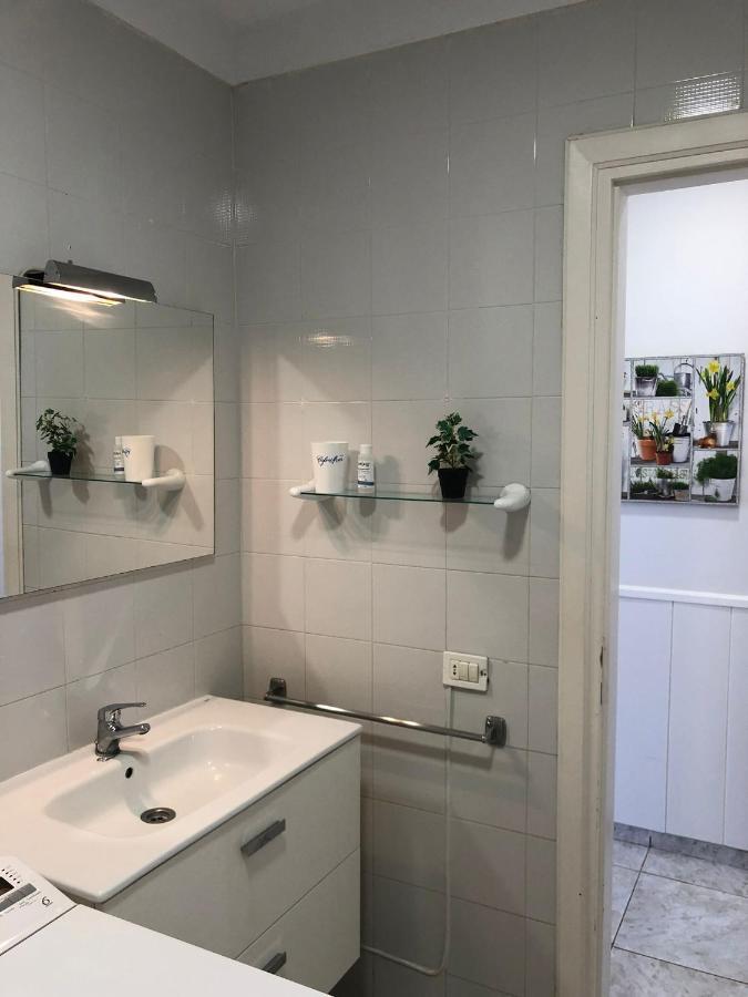 Apartamento De 1 Dormitorio En Victoria Court 2 Los Cristianos. Los Cristianos  Exteriör bild
